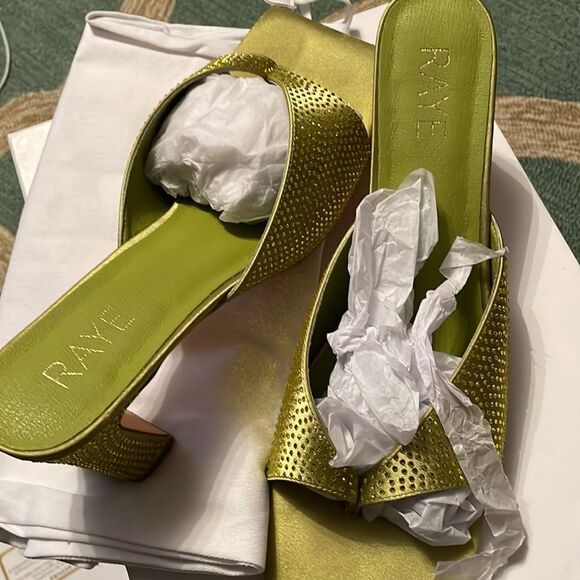 NWT 178.00 Raye From Revolve Van Heel in Green Size 9 1/2 Just sold out. - Picture 6 of 11